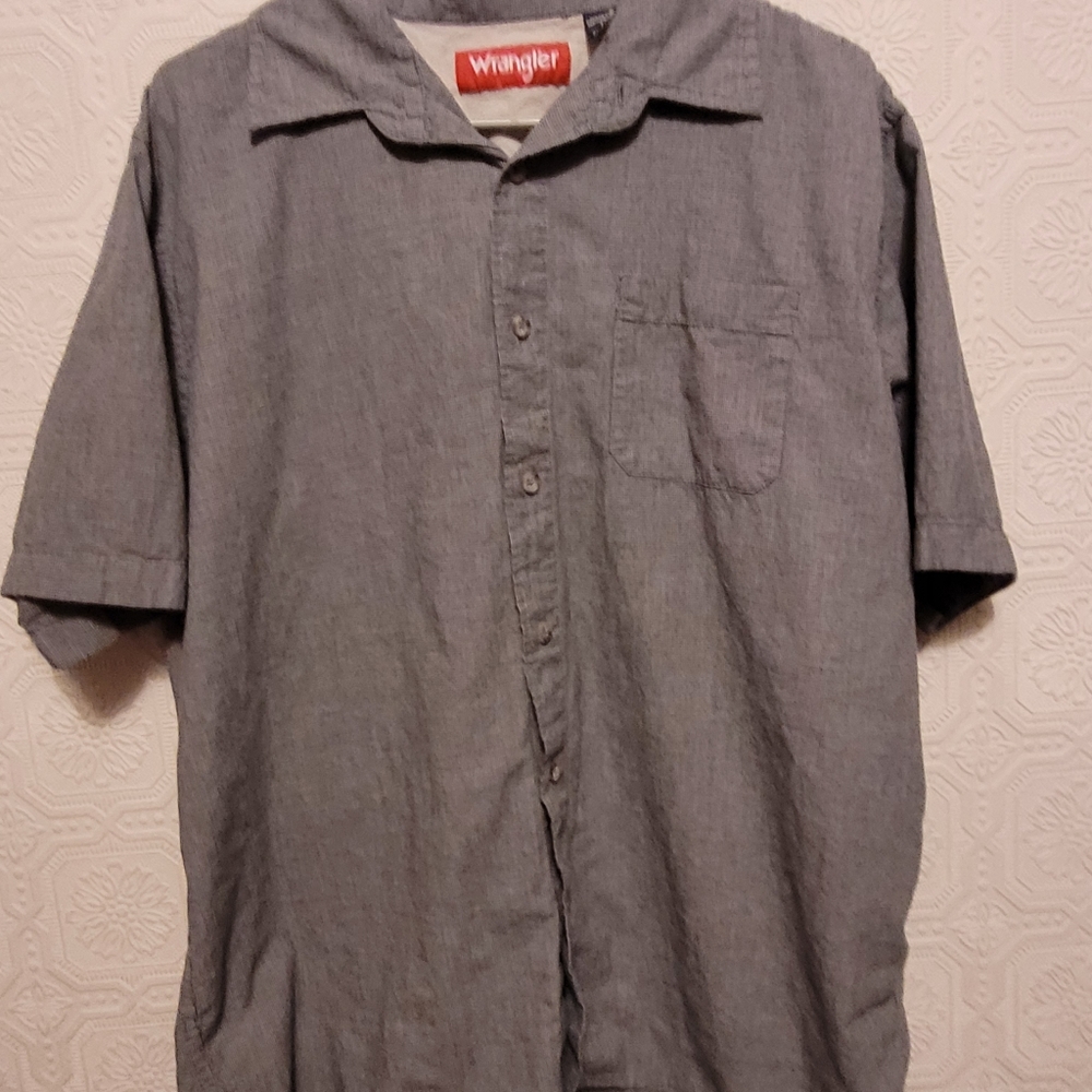 Mens Wrangler Button up shirt